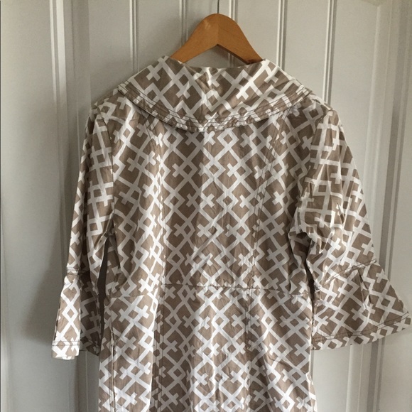 Cute three quarter sleeve spring jacket - Picture 2 of 3